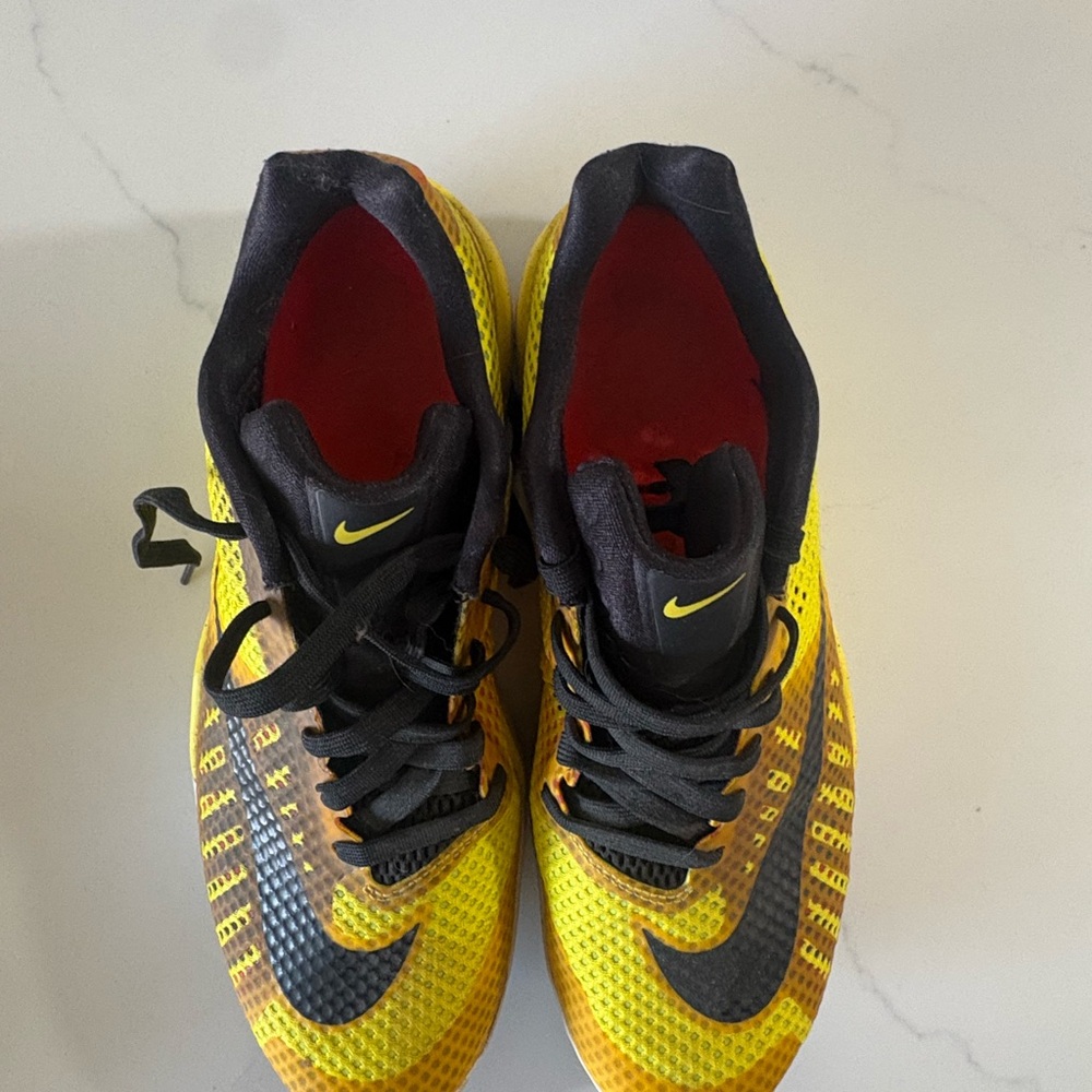 Nike Hyperlive - Picture 5 of 8
